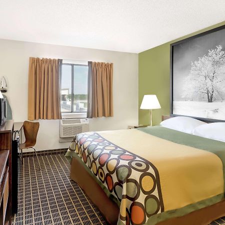 Super 8 By Wyndham Norfolk Motel Dış mekan fotoğraf